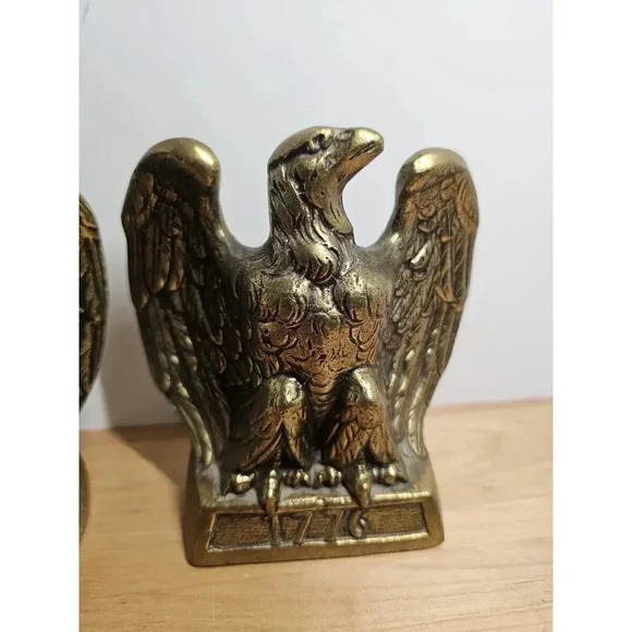 Vintage “1776” Eagle 6” Brass Wash Cast Iron Bookends Colonial Virginia 1968 - Picture 2 of 7